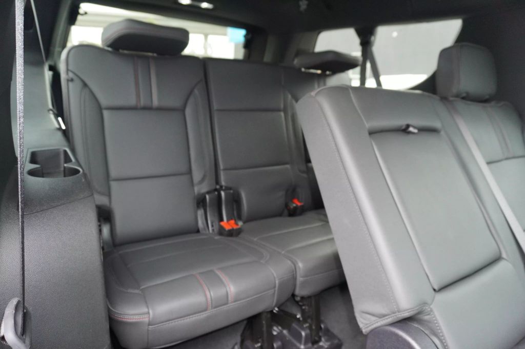 2025 CHEVROLET SUBURBAN SUV V8, ECOTEC3, DFM, 5.3 LITER RST SPORT UTILITY 4D
