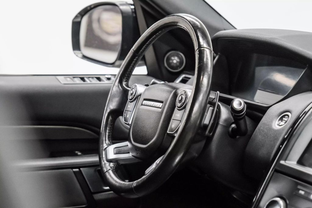 2018 LAND ROVER DISCOVERY SUV V6, SUPERCHARGED, 3.0 LITER SE SPORT UTILITY 4D