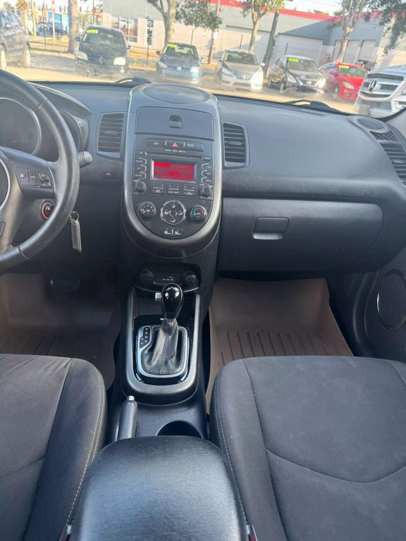 2012 KIA SOUL WAGON 4-CYL, 2.0 LITER + WAGON 4D