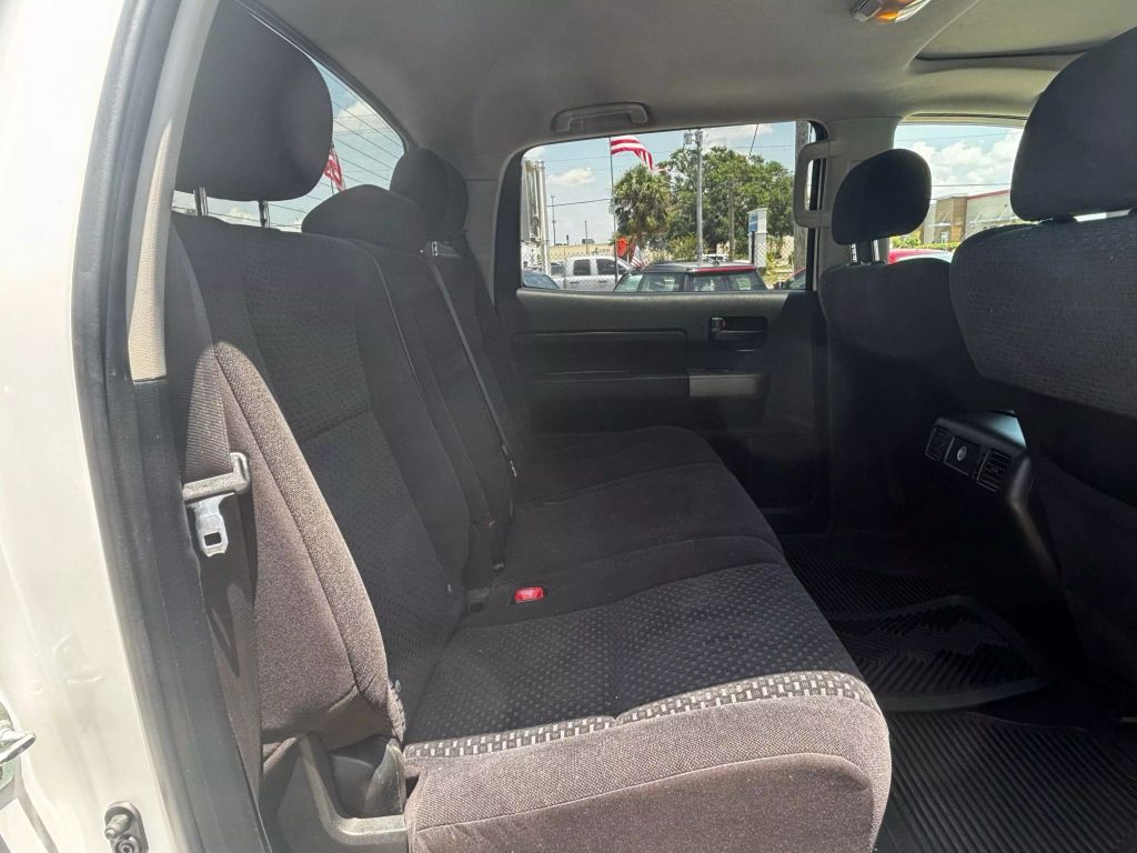 2011 TOYOTA TUNDRA CREWMAX PICKUP V8, FLEX FUEL, 5.7 LITER PICKUP 4D 5 1/2 FT