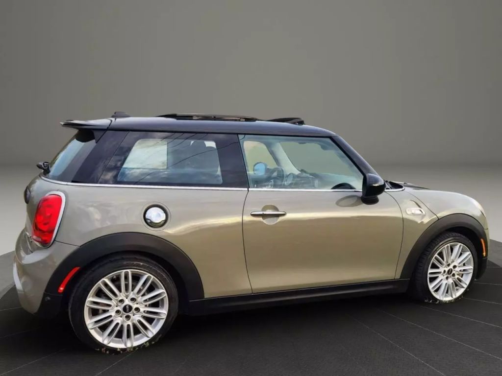 2019 Mini Hardtop 2 Door - Image 6 2019 Mini Hardtop 2 Door - Image 6