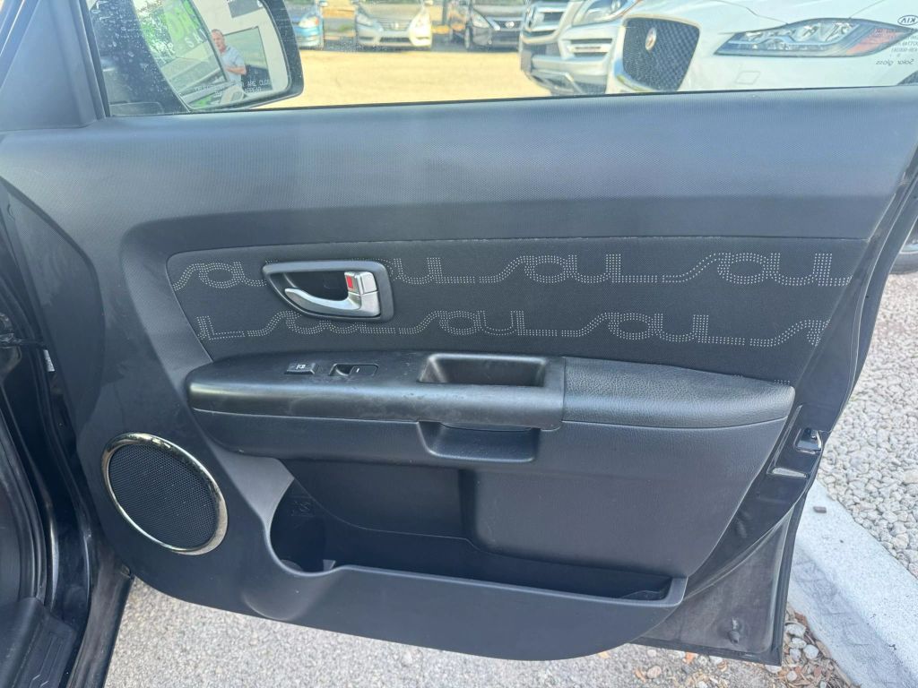 2012 KIA SOUL WAGON 4-CYL, 2.0 LITER + WAGON 4D