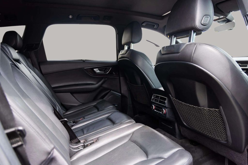 2017 AUDI Q7 SUV 4-CYL, TURBO, 2.0 LITER 2.0T PREMIUM PLUS SPORT UTILITY 4D