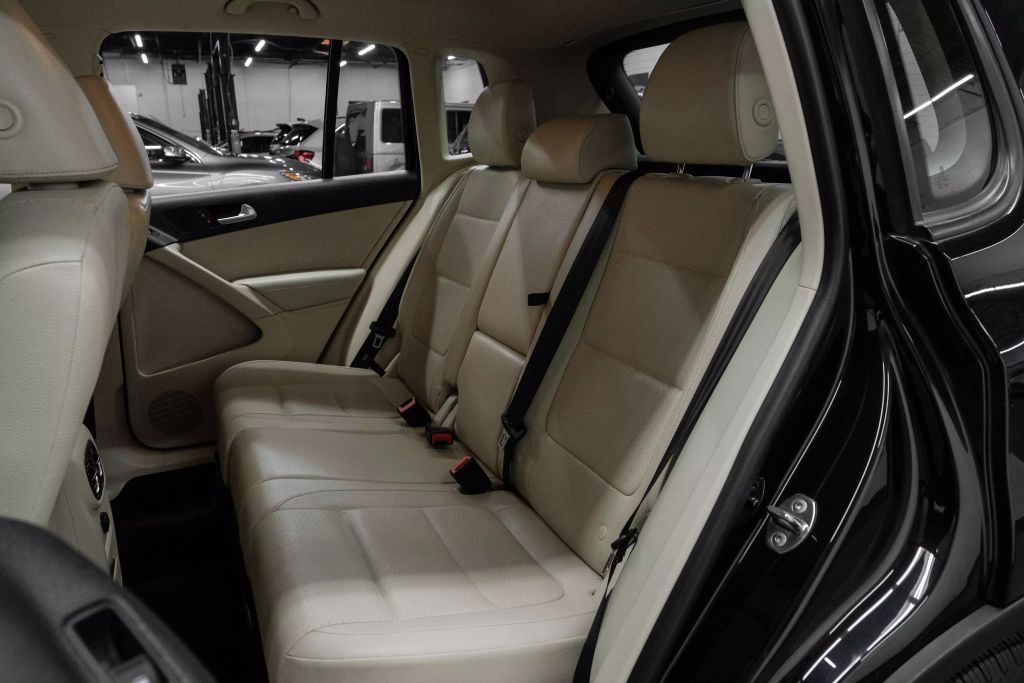 2016 VOLKSWAGEN TIGUAN SUV 4-CYL, TURBO, 2.0 LITER 2.0T S SPORT UTILITY 4D