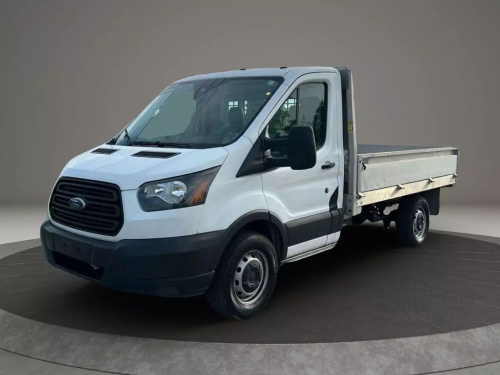 2018 Ford Transit Cab & Chassis - Image 2 2018 Ford Transit Cab & Chassis - Image 2