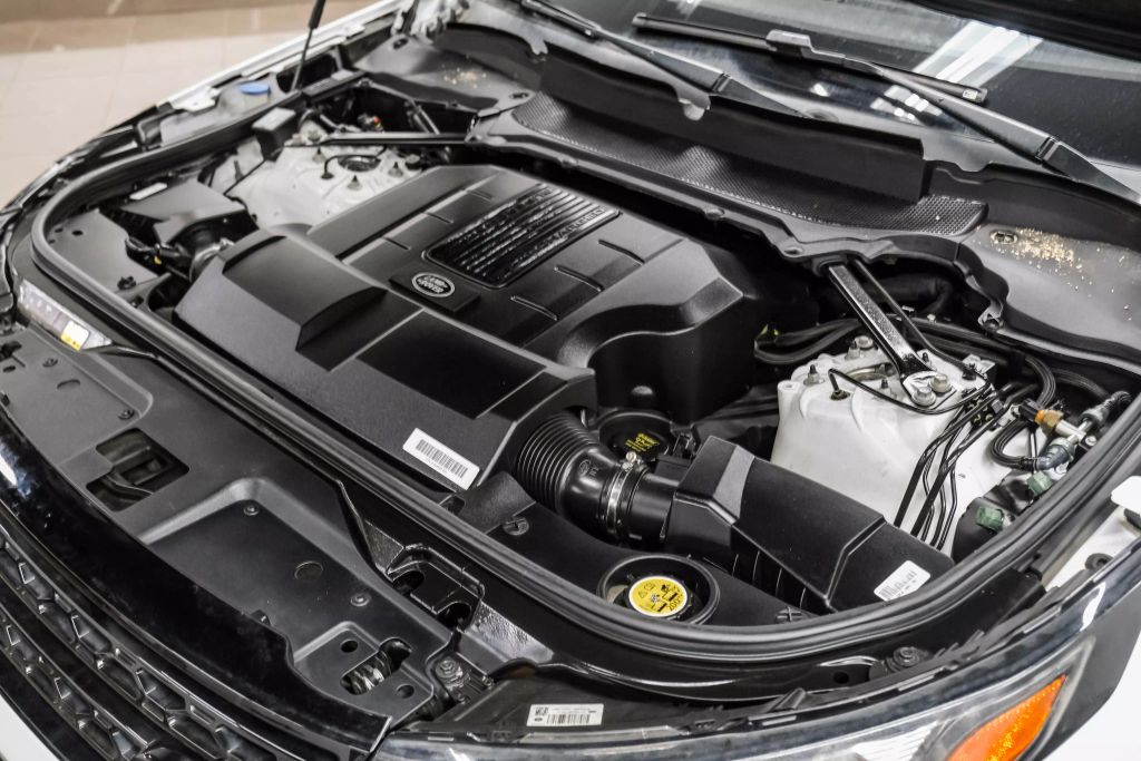 2018 LAND ROVER DISCOVERY SUV V6, SUPERCHARGED, 3.0 LITER SE SPORT UTILITY 4D