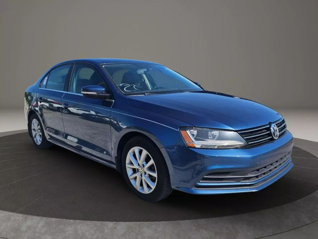 2017 Volkswagen Jetta - Image 3 2017 Volkswagen Jetta - Image 3