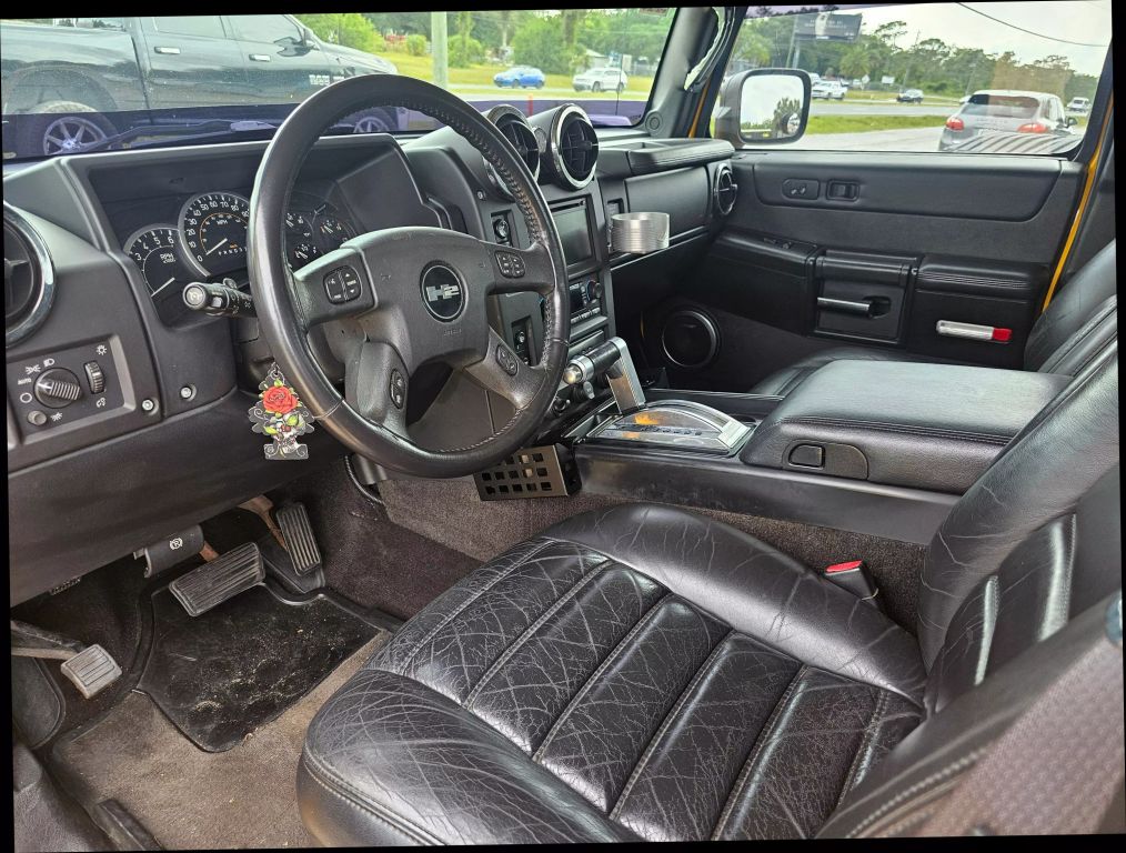 2006 Hummer H2 - Image 13 2006 Hummer H2 - Image 13