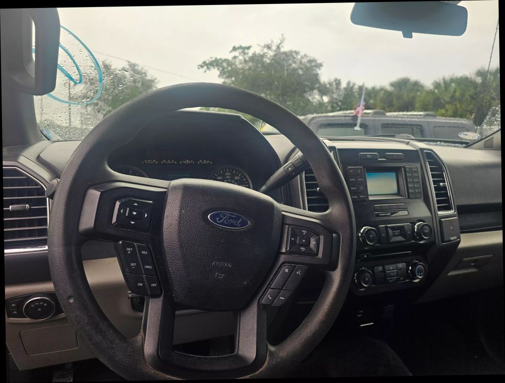 2016 Ford F150 Supercrew Cab - Image 9 2016 Ford F150 Supercrew Cab - Image 9