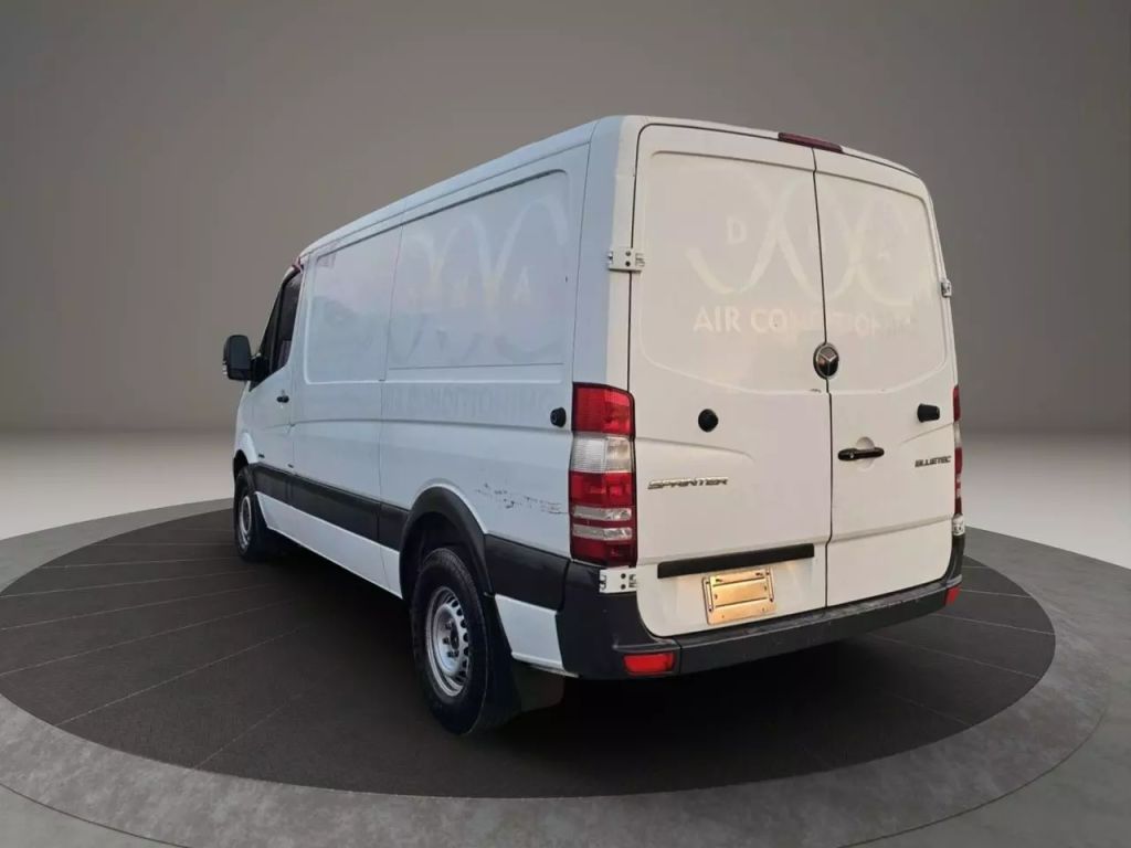 2015 Mercedes-benz Sprinter 2500 Cargo - Image 2 2015 Mercedes-benz Sprinter 2500 Cargo - Image 2
