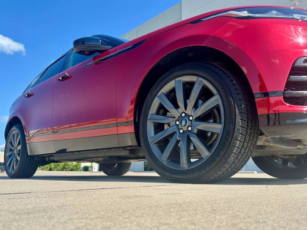 2020 Land Rover Range Rover Velar - Image 9 2020 Land Rover Range Rover Velar - Image 9