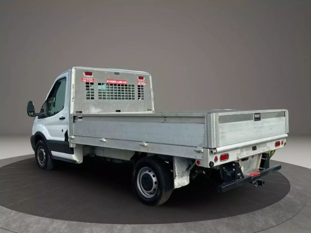 2018 Ford Transit Cab & Chassis - Image 4 2018 Ford Transit Cab & Chassis - Image 4