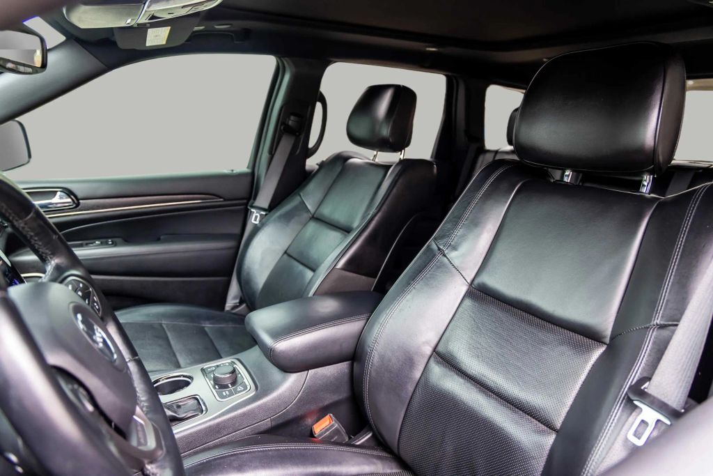 2020 JEEP GRAND CHEROKEE SUV V6, VVT, 3.6 LITER HIGH ALTITUDE SPORT UTILITY 4D