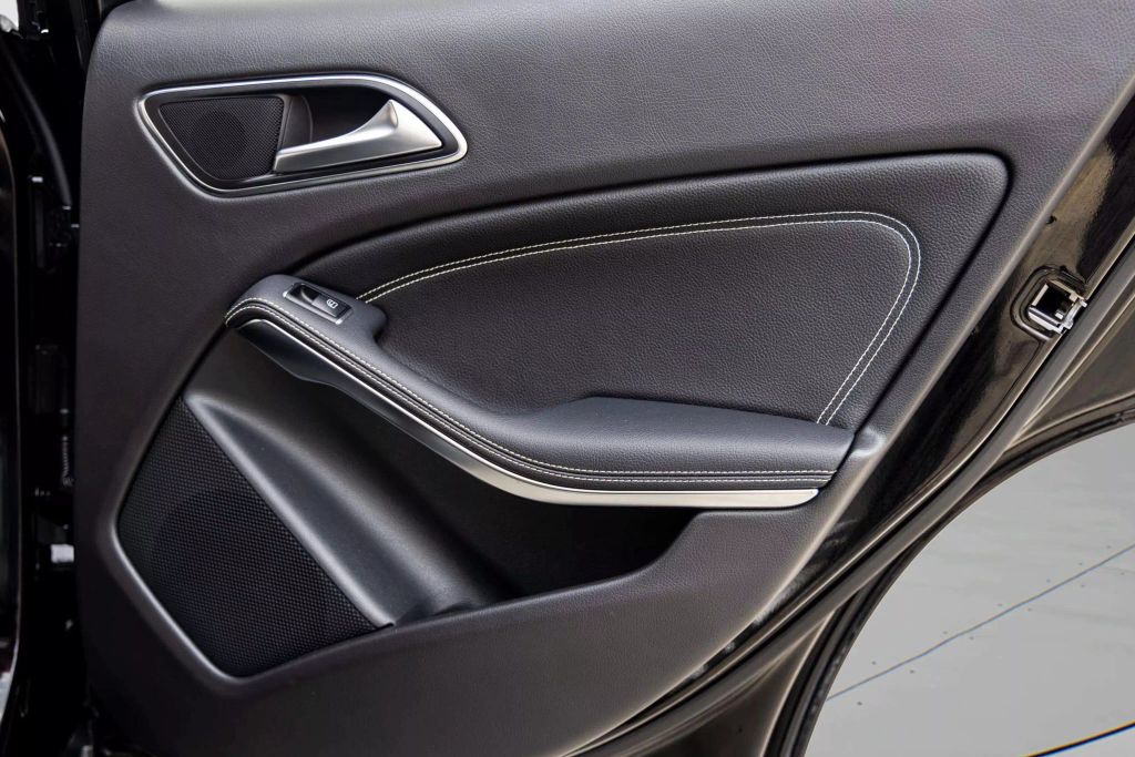 2019 MERCEDES-BENZ GLA SUV 4-CYL, TURBO, 2.0 LITER GLA 250 4MATIC SPORT UTILITY 4D