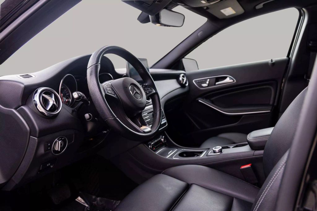 2019 MERCEDES-BENZ GLA SUV 4-CYL, TURBO, 2.0 LITER GLA 250 4MATIC SPORT UTILITY 4D