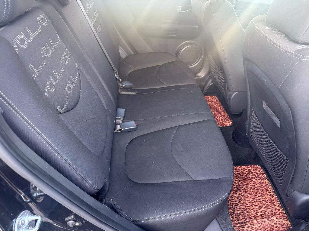 2012 KIA SOUL WAGON 4-CYL, 2.0 LITER + WAGON 4D