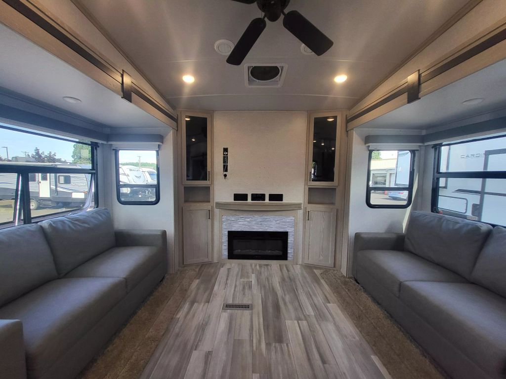 2021 ROCKWOOD BY FOREST RIVER ULTRA LITE FIFTH WHEEL - - 2898KS