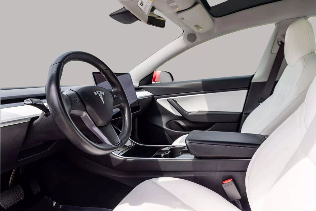 2018 TESLA MODEL 3 SEDAN DUAL ELECTRIC MOTORS LONG RANGE SEDAN 4D