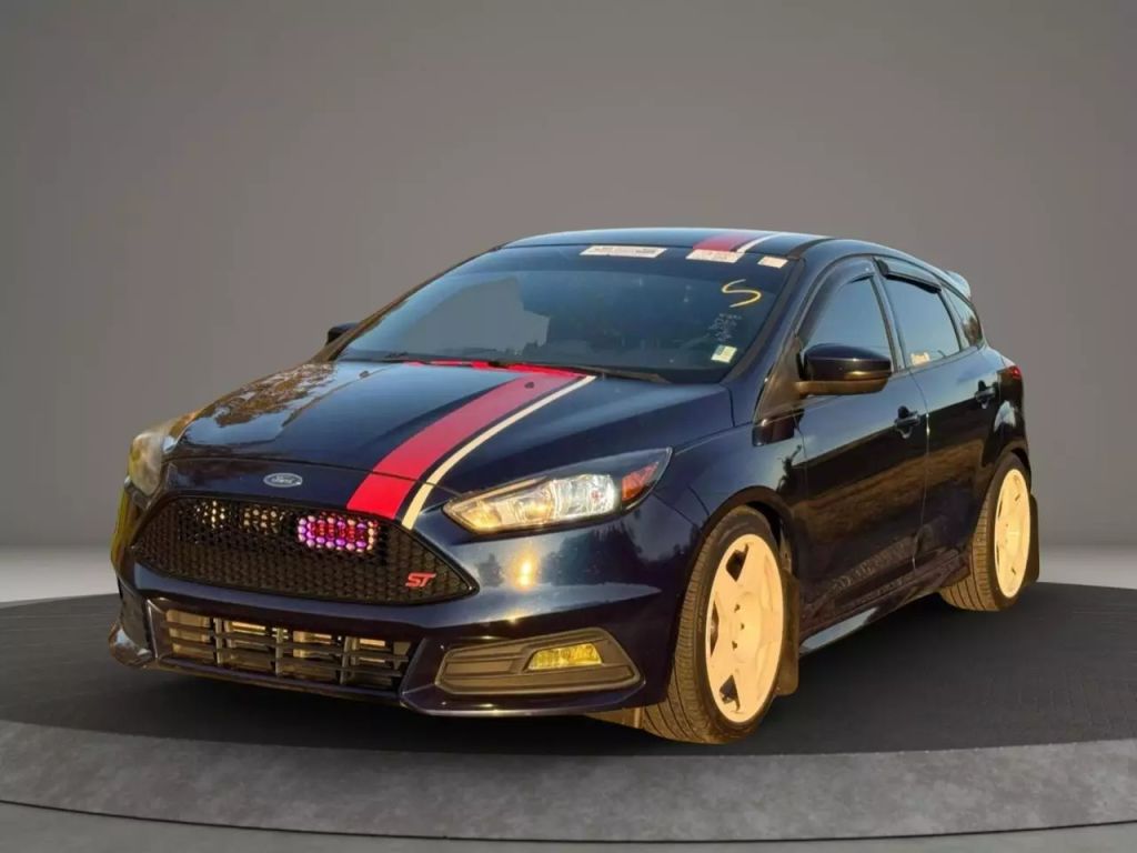 2017 Ford Focus - Image 4 2017 Ford Focus - Image 4
