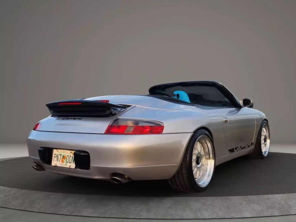 2000 Porsche 911 - Image 6 2000 Porsche 911 - Image 6