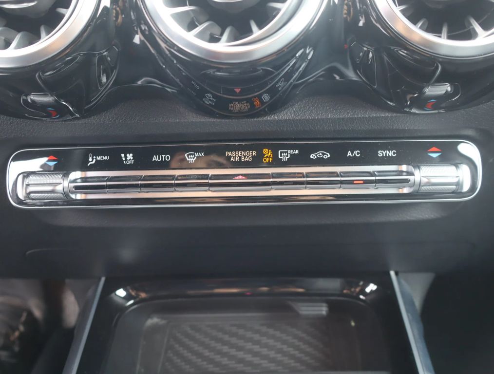 2024 MERCEDES-BENZ GLB SUV 4-CYL, TURBO, 2.0 LITER GLB 250 SPORT UTILITY 4D