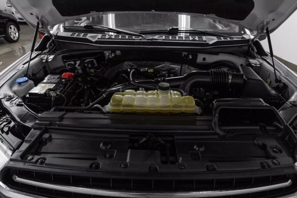 2020 FORD F150 SUPERCREW CAB PICKUP V6, ECOBOOST, TWIN TURBO, 2.7 LITER XLT PICKUP 4D 5 1/2 FT