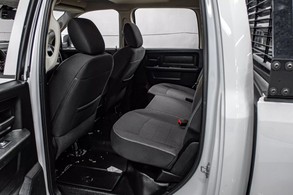 2022 RAM 1500 CLASSIC CREW CAB PICKUP V8, HEMI, 5.7 LITER TRADESMAN PICKUP 4D 6 1/3 FT
