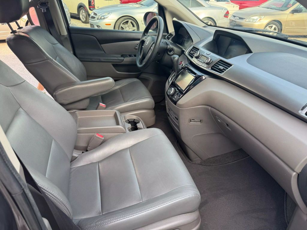 2017 HONDA ODYSSEY VAN V6, I-VTEC, 3.5 LITER SE MINIVAN 4D