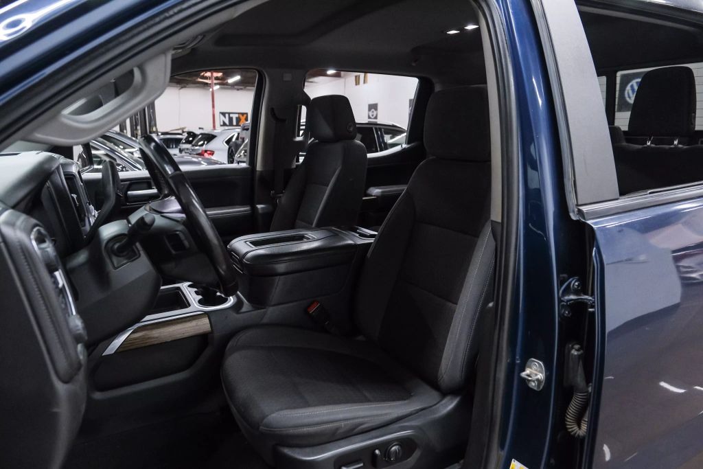 2021 CHEVROLET SILVERADO 1500 CREW CAB PICKUP 6-CYL, TURBO DIESEL, 3.0 LITER RST PICKUP 4D 5 3/4 FT