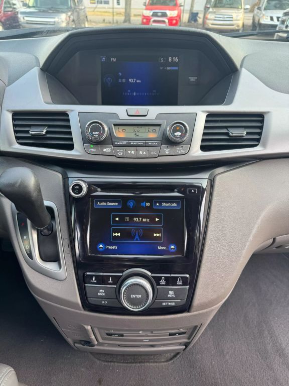 2017 HONDA ODYSSEY VAN V6, I-VTEC, 3.5 LITER SE MINIVAN 4D
