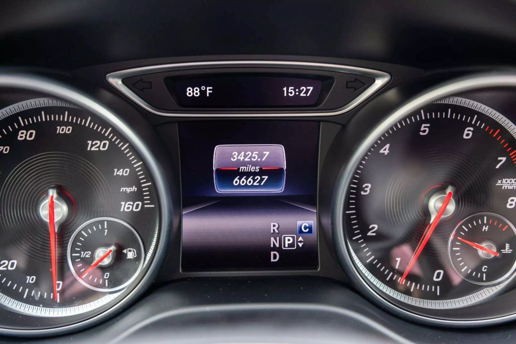 2019 MERCEDES-BENZ GLA SUV 4-CYL, TURBO, 2.0 LITER GLA 250 4MATIC SPORT UTILITY 4D