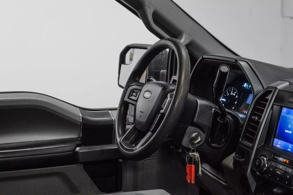 2020 FORD F150 SUPERCREW CAB PICKUP V6, ECOBOOST, TWIN TURBO, 2.7 LITER XLT PICKUP 4D 5 1/2 FT