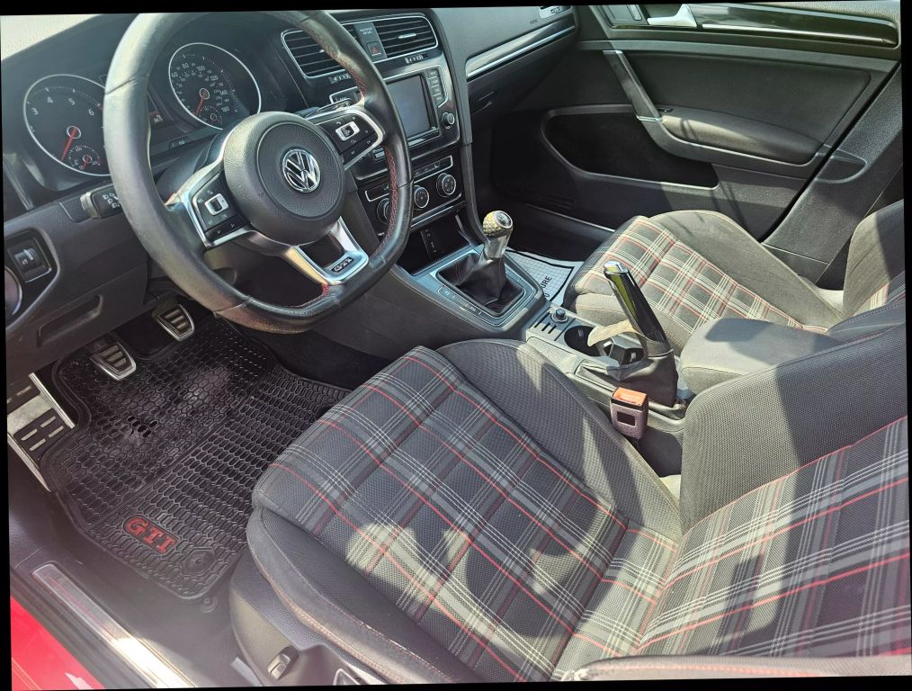 2017 Volkswagen Golf Gti - Image 12 2017 Volkswagen Golf Gti - Image 12
