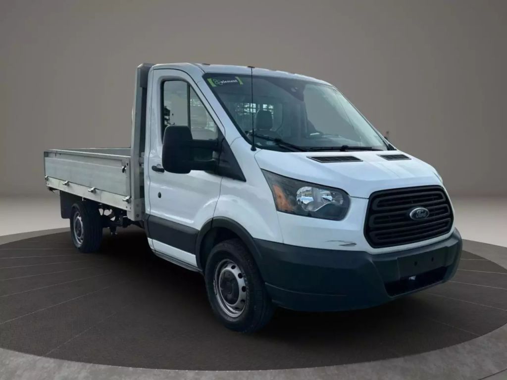 2018 Ford Transit Cab & Chassis - Image 1 2018 Ford Transit Cab & Chassis - Image 1