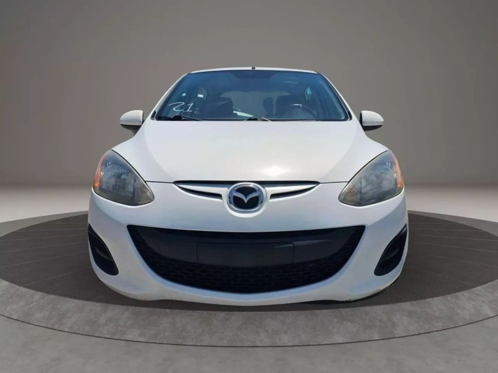 2014 Mazda Mazda2 - Image 8 2014 Mazda Mazda2 - Image 8