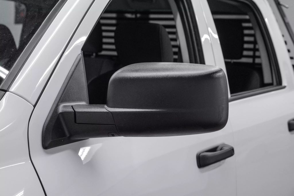 2022 RAM 1500 CLASSIC CREW CAB PICKUP V8, HEMI, 5.7 LITER TRADESMAN PICKUP 4D 6 1/3 FT