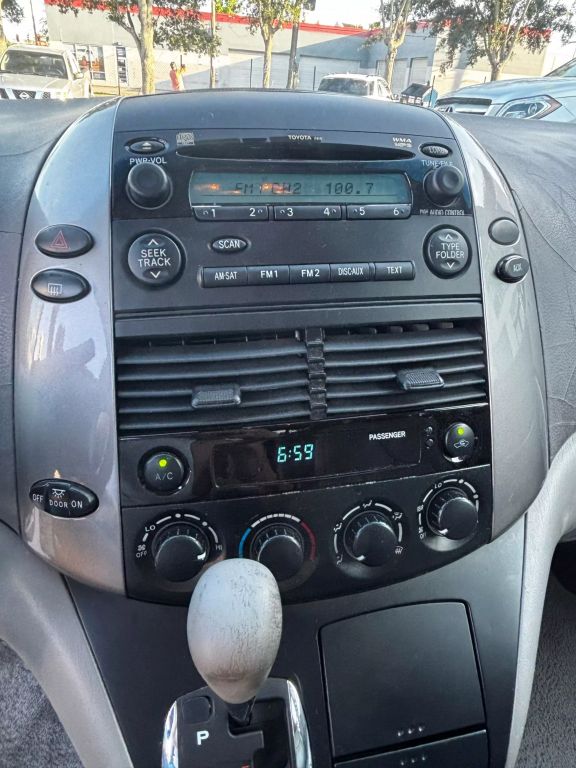 2007 TOYOTA SIENNA VAN V6, VVT, 3.5 LITER LE MINIVAN 4D