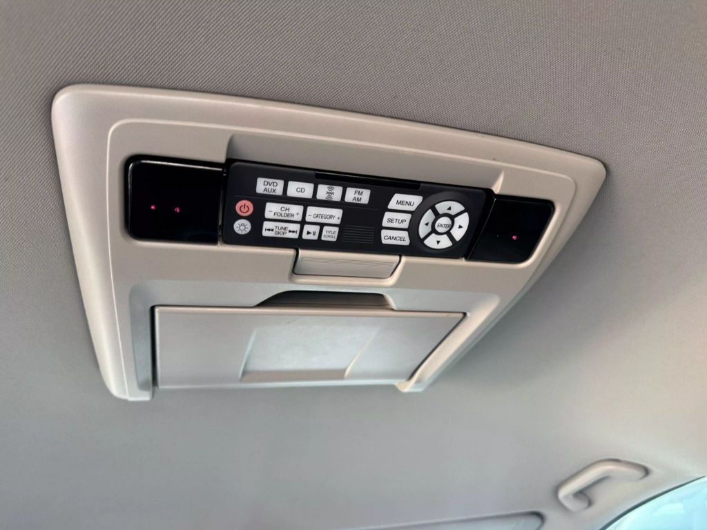 2017 HONDA ODYSSEY VAN V6, I-VTEC, 3.5 LITER SE MINIVAN 4D
