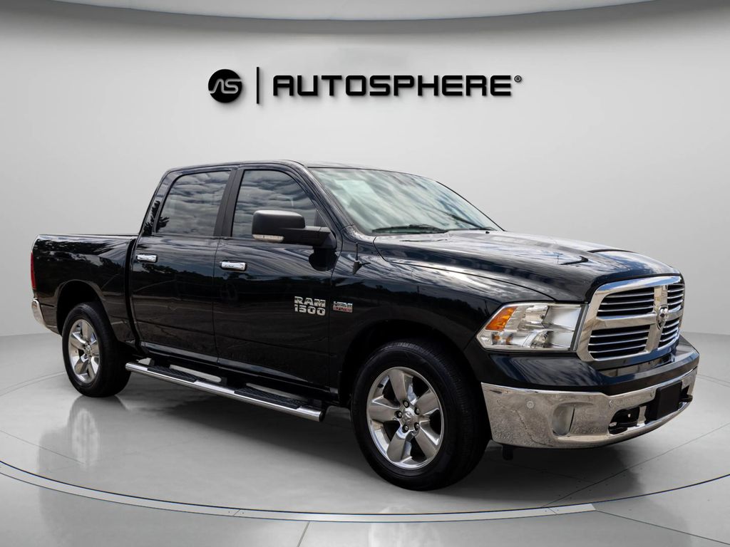 2017 RAM 1500 CREW CAB PICKUP V8, HEMI, 5.7 LITER BIG HORN PICKUP 4D 5 1/2 FT