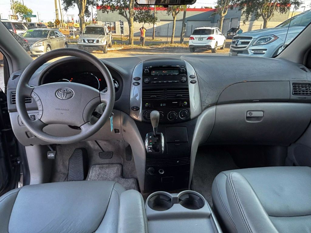 2007 TOYOTA SIENNA VAN V6, VVT, 3.5 LITER LE MINIVAN 4D