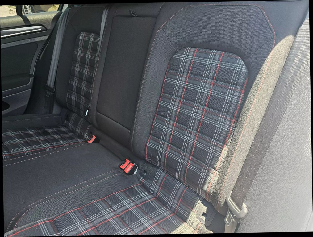 2017 Volkswagen Golf Gti - Image 16 2017 Volkswagen Golf Gti - Image 16