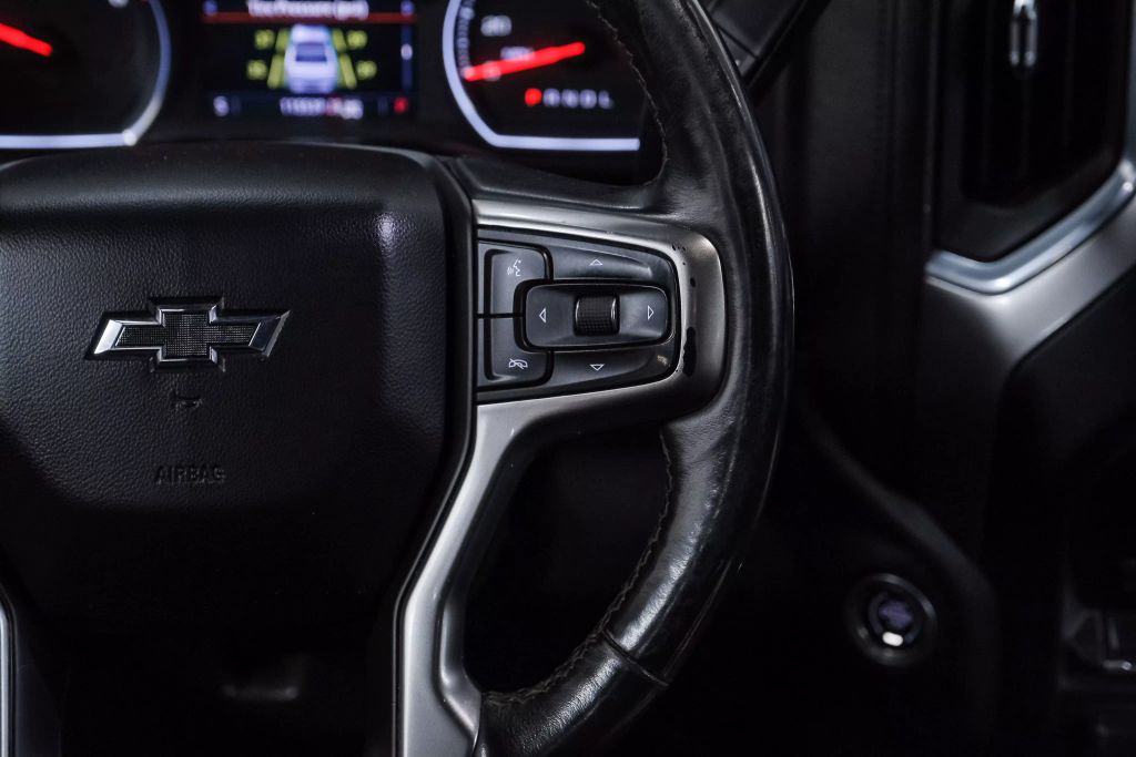 2021 CHEVROLET SILVERADO 1500 CREW CAB PICKUP 6-CYL, TURBO DIESEL, 3.0 LITER RST PICKUP 4D 5 3/4 FT