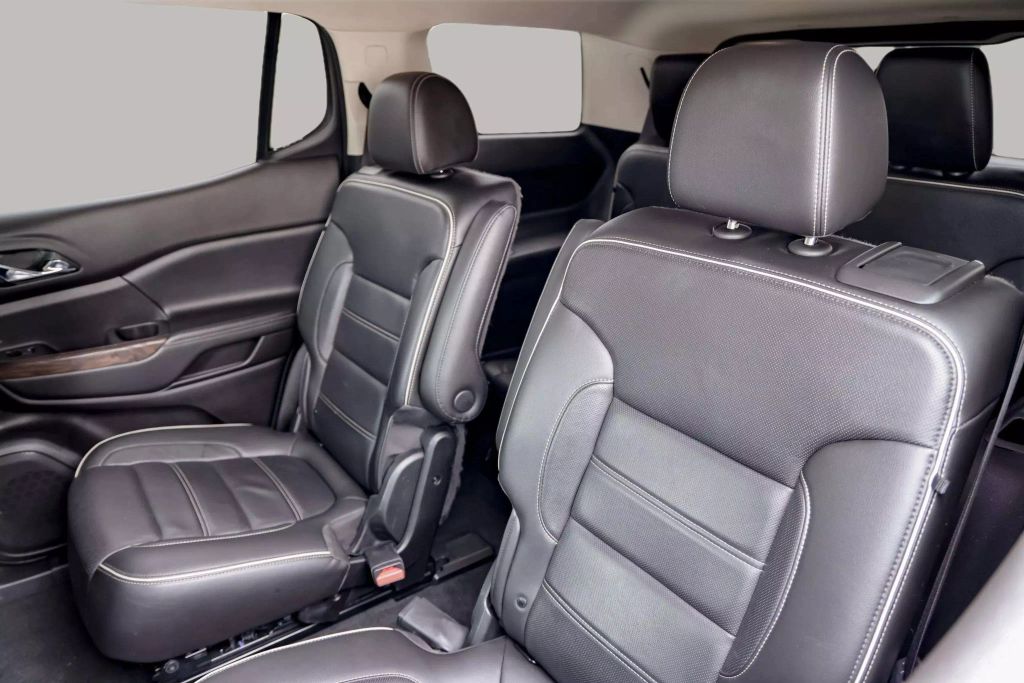 2020 GMC ACADIA SUV V6, 3.6 LITER DENALI SPORT UTILITY 4D