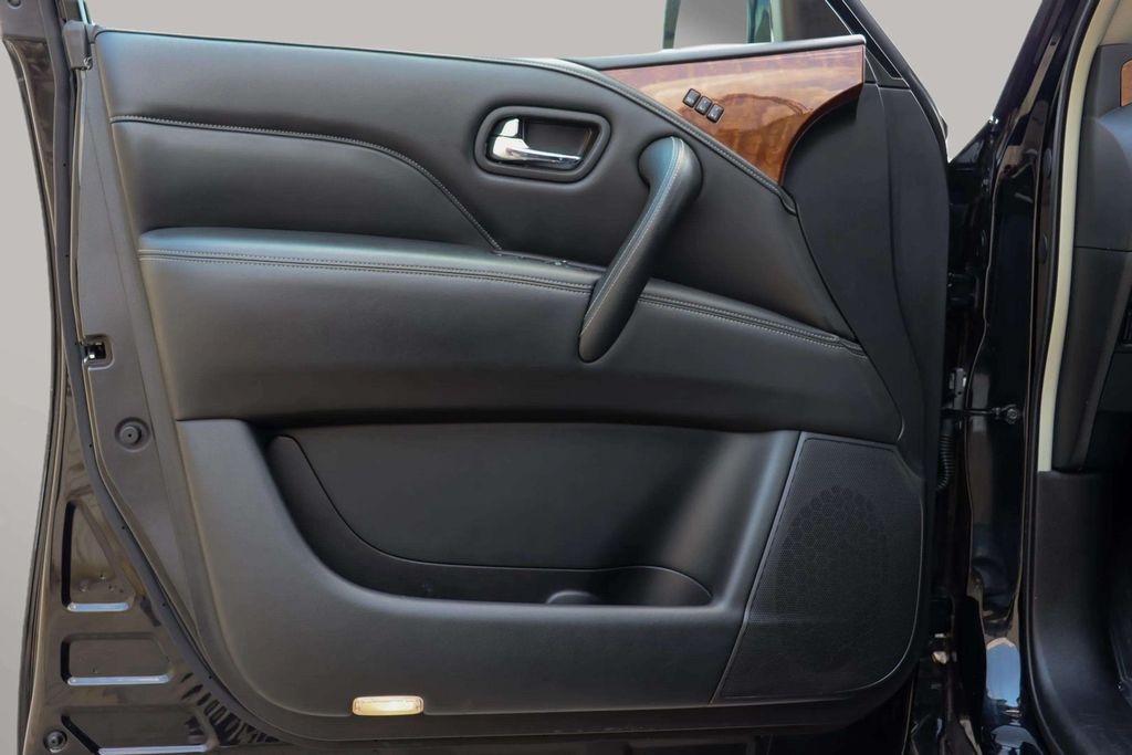 2018 INFINITI QX80 SUV V8, 5.6 LITER SPORT UTILITY 4D