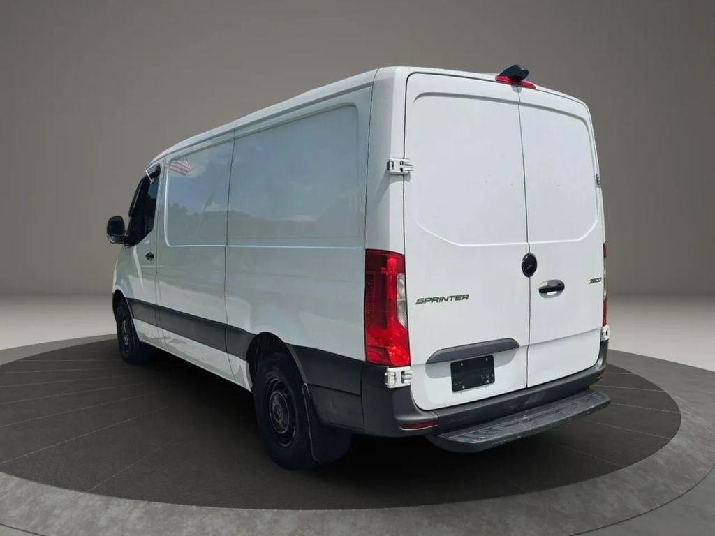 2022 Mercedes-benz Sprinter 2500 Cargo - Image 5 2022 Mercedes-benz Sprinter 2500 Cargo - Image 5
