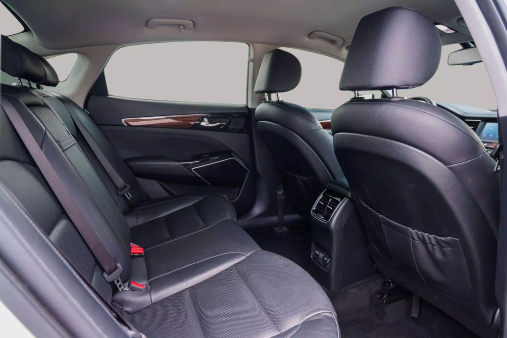 2019 KIA CADENZA SEDAN V6, GDI, 3.3 LITER PREMIUM SEDAN 4D