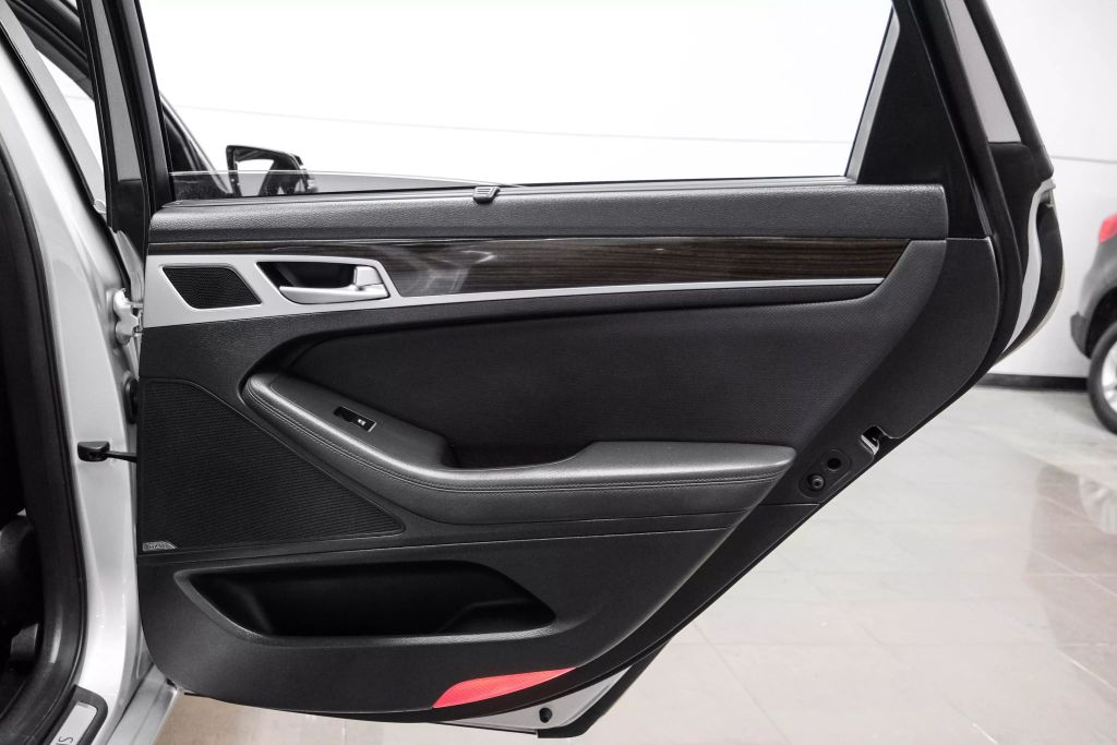 2017 GENESIS G80 SEDAN V6, 3.8 LITER 3.8 SEDAN 4D