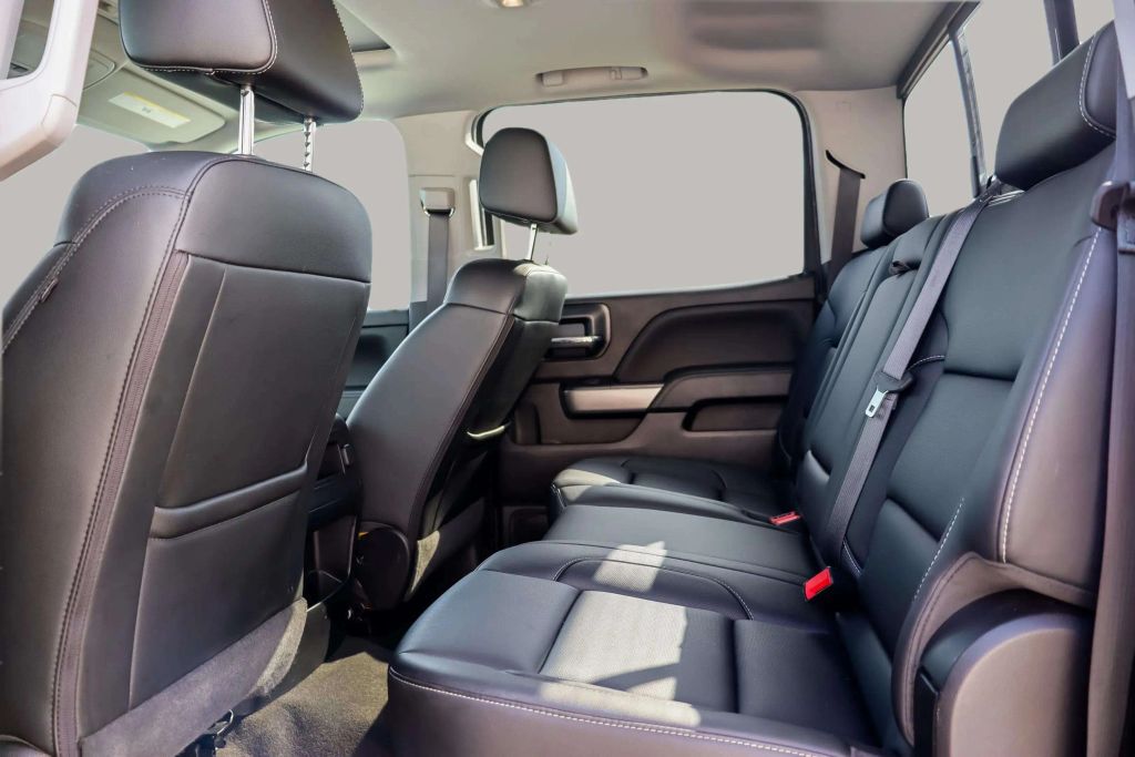 2018 CHEVROLET SILVERADO 1500 CREW CAB PICKUP V8, ECOTEC3, 5.3 LITER Z71 LTZ PICKUP 4D 5 3/4 FT