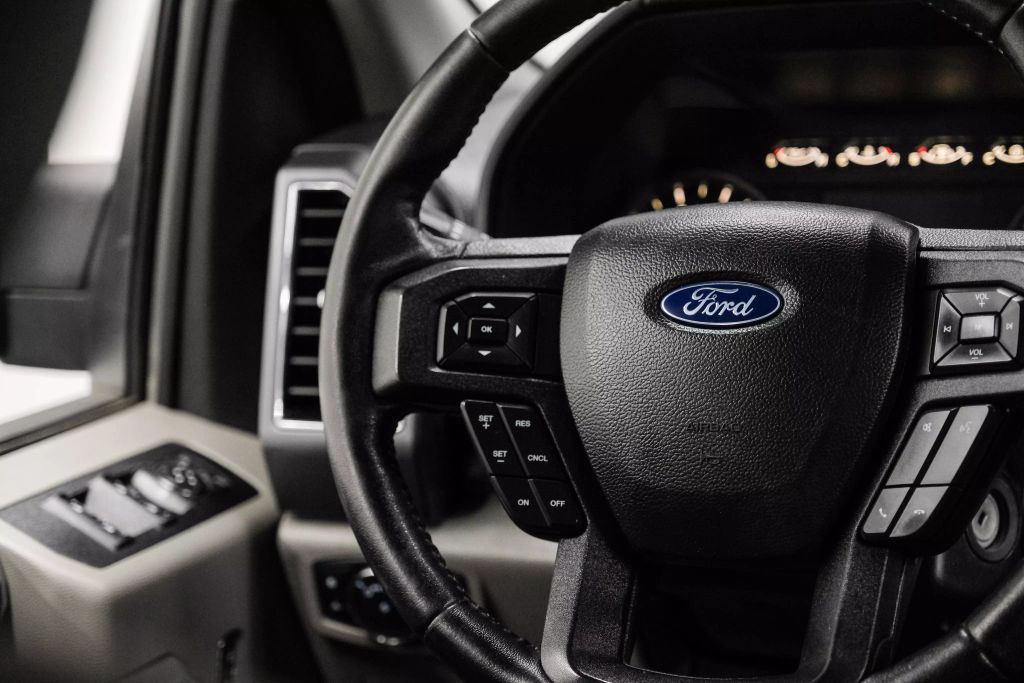 2019 FORD F150 SUPERCREW CAB PICKUP V6, ECOBOOST, TWIN TURBO, 3.5 LITER XLT PICKUP 4D 5 1/2 FT