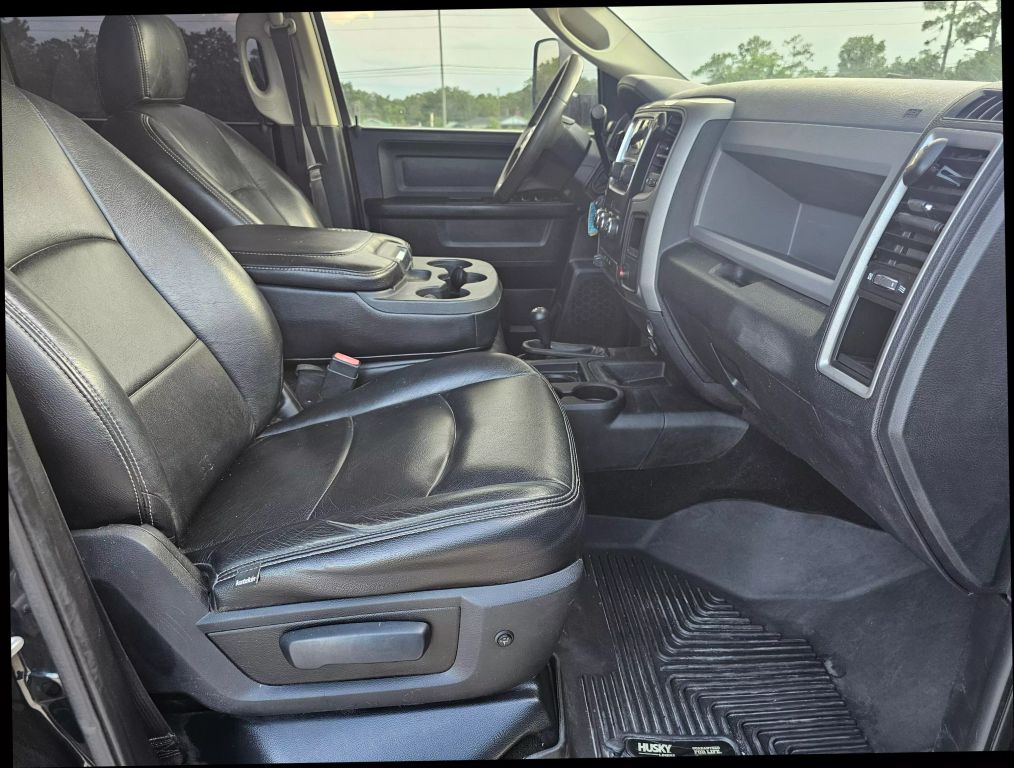 2015 Ram 3500 Crew Cab - Image 20 2015 Ram 3500 Crew Cab - Image 20
